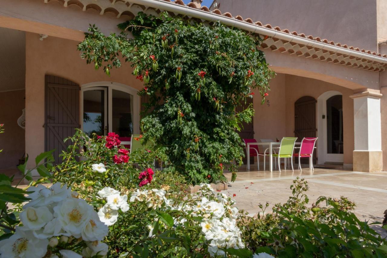 La Villa Des Ames Liees Draguignan Exterior photo
