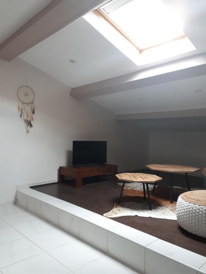 La Villa Des Ames Liees Draguignan Exterior photo